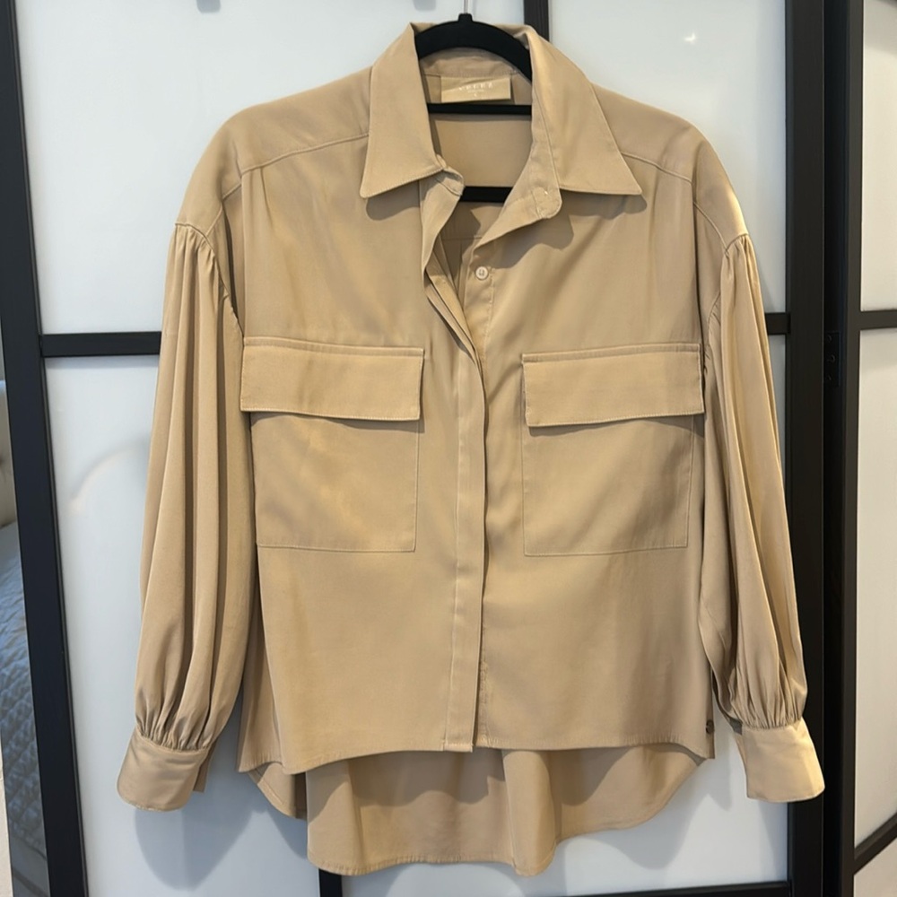 Brand new. Unwore. No tag